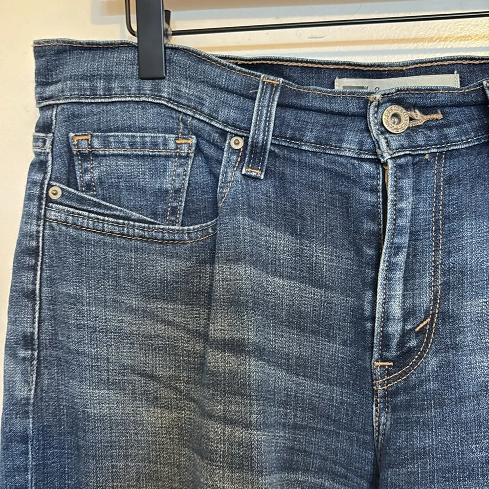 Levi’s Medium Wash Denim Bermuda Shorts 8 / 29